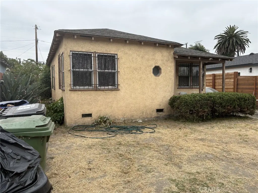 Single Family Residence for sale at 922 E 97th, Los Angeles, CA featuring 3 beds and 2 baths