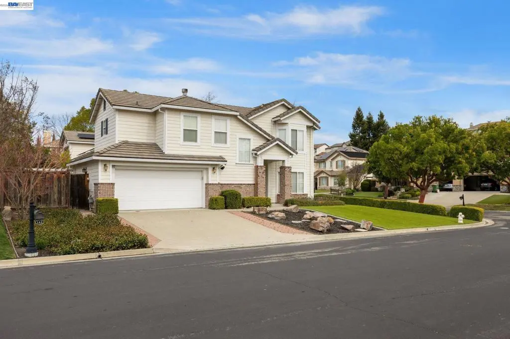 Residential for sale at 143 Shelterwood Ln, Danville, CA featuring 3 beds and 3 baths