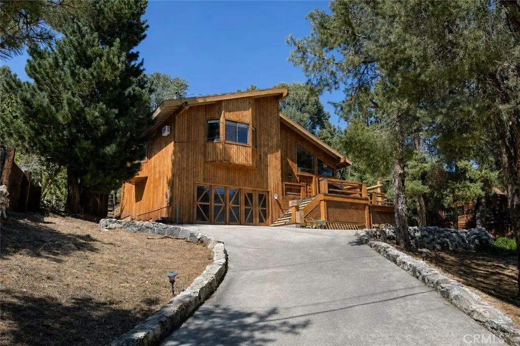 16421 Grizzly Drive, Pine Mountain Club, CA — listing photo 1