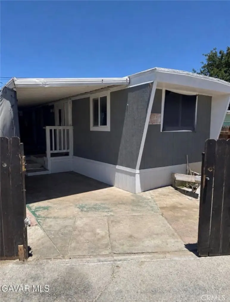 Manufactured In Park for sale at 45541 E 30th Street E 21, Lancaster, CA featuring 1 bed and 1 bath