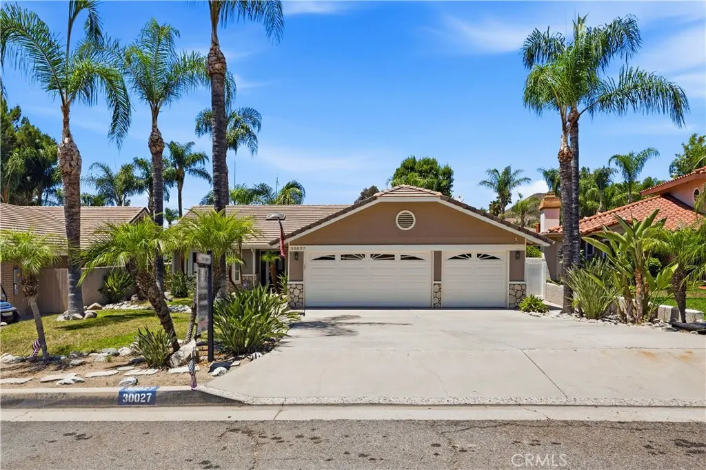 Single Family Residence for sale at 30027 Swan Point, Canyon Lake, CA featuring 3 beds and 2 baths
