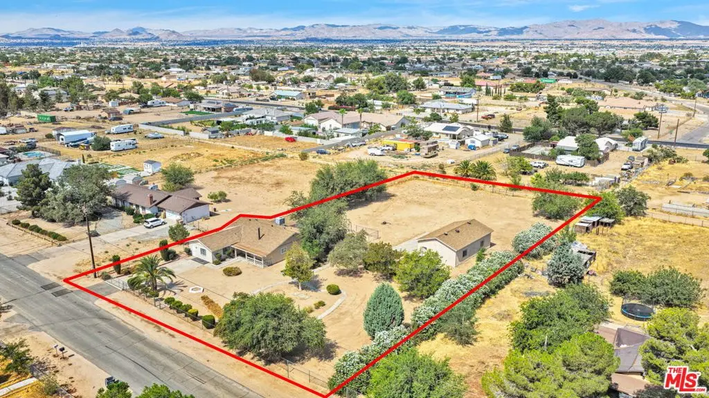 Single Family Residence for sale at 10609 8th Avenue, Hesperia, CA featuring 4 beds and 2 baths