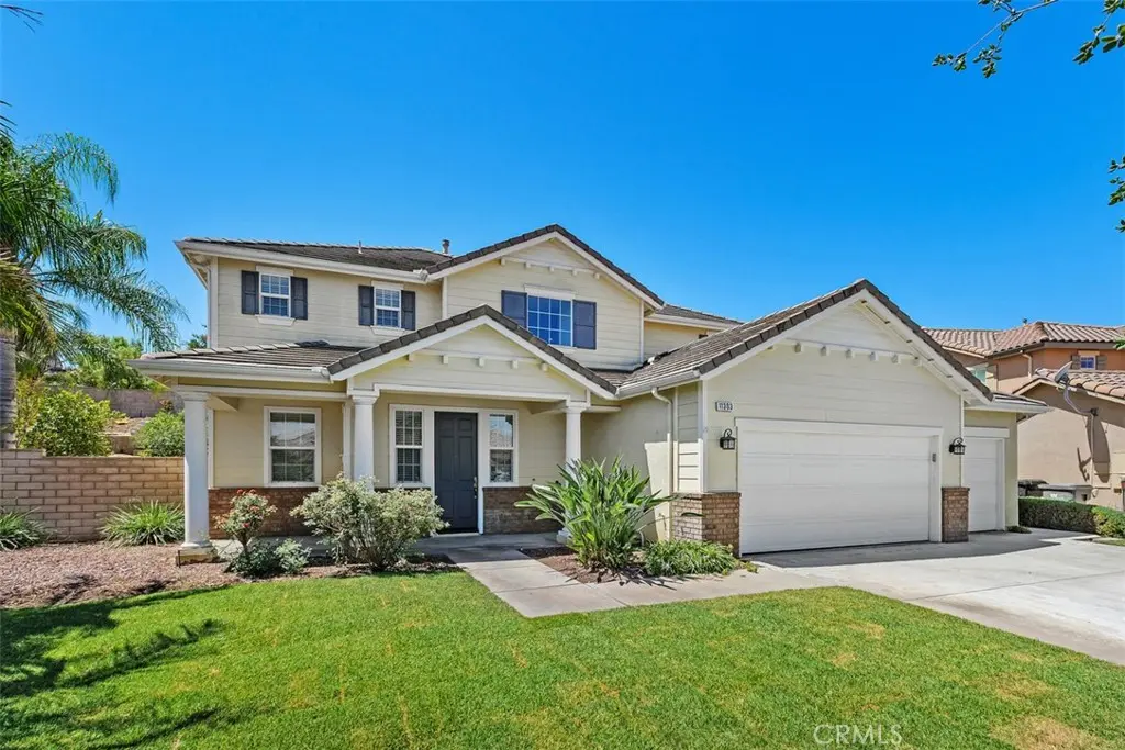 Single Family Residence for sale at 11303 Apple Canyon Lane, Riverside, CA featuring 4 beds and 3 baths