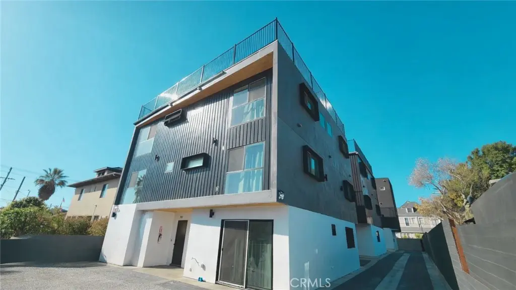 Triplex for sale at 351 S State, Los Angeles, CA