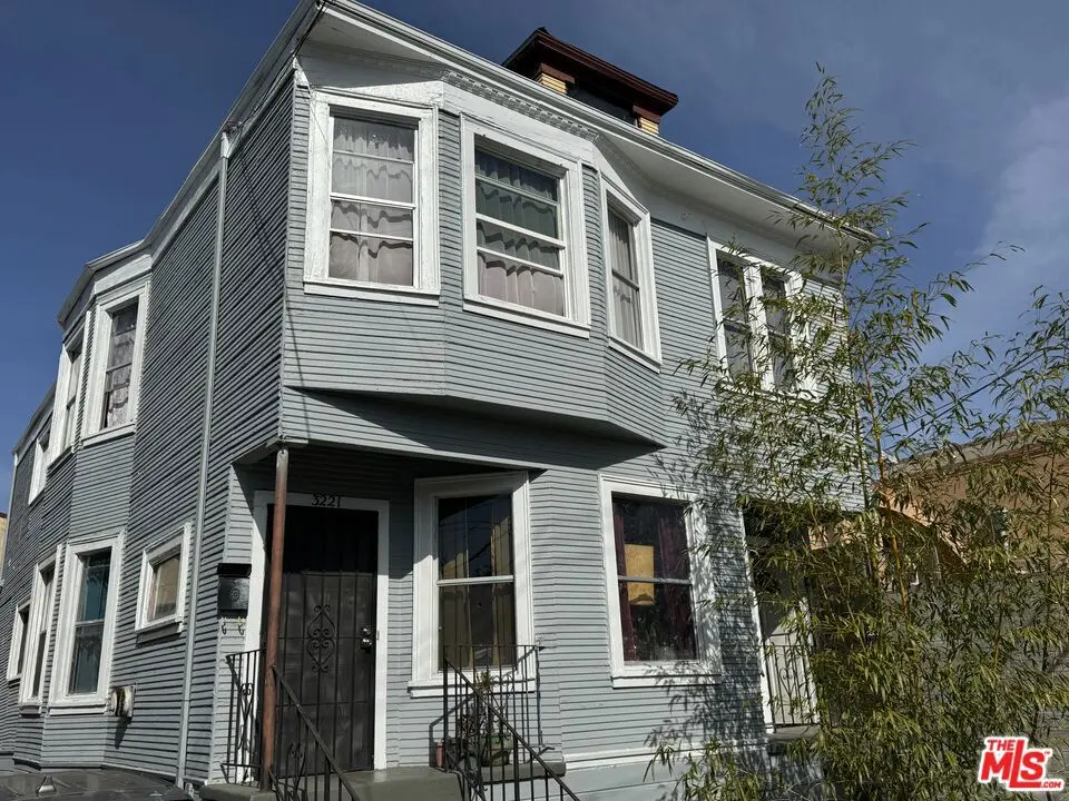 Residential Income for sale at 3225 Market Street, Oakland, CA featuring 5 beds and 2 baths