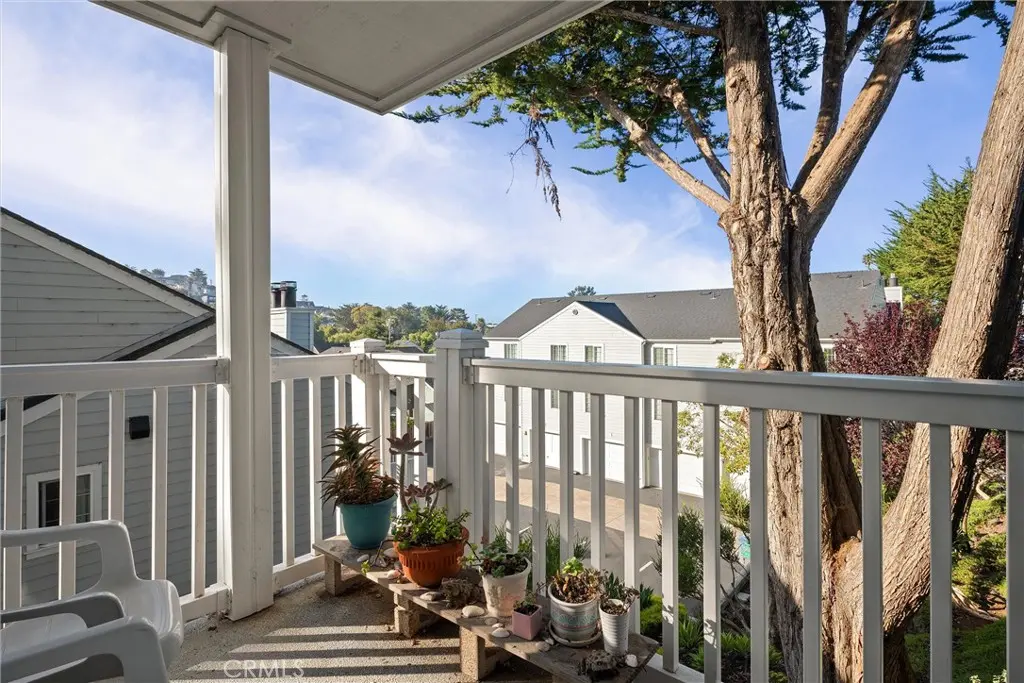 164 Cypress Avenue 15, Cayucos, CA — listing photo 1