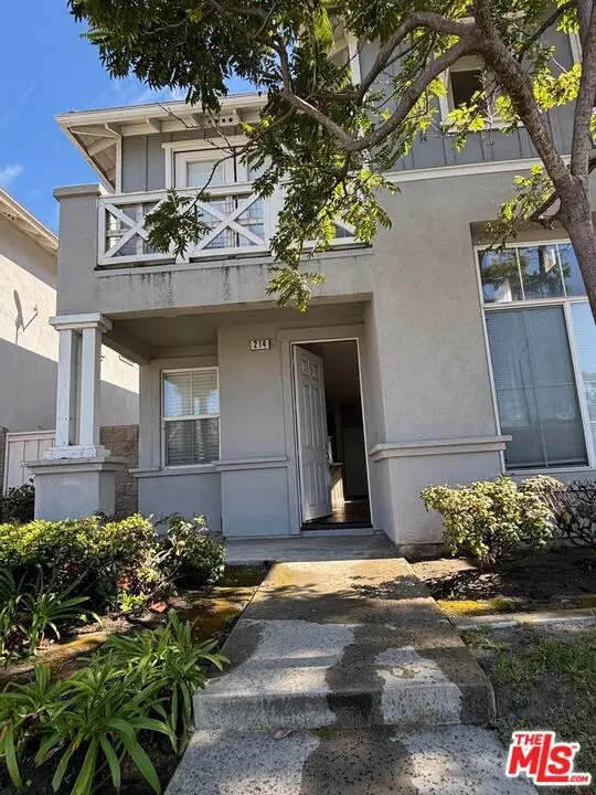 Condominium for rent at 214 E Port Hueneme Road, Port Hueneme, CA featuring 3 beds and 3 baths