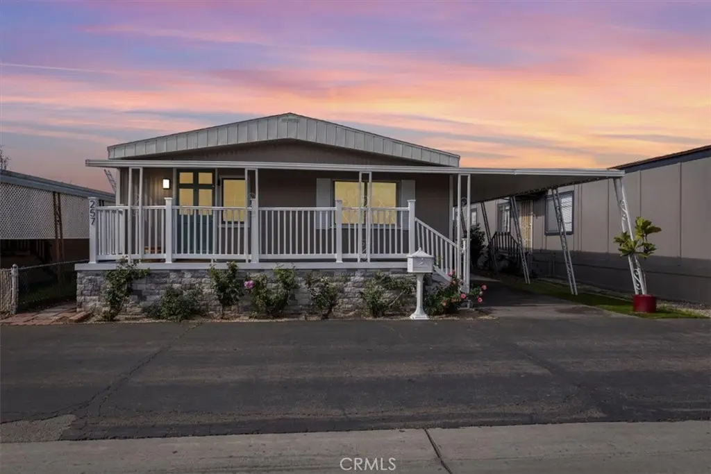 9080 Bloomfield 257, Cypress, CA — listing photo 1
