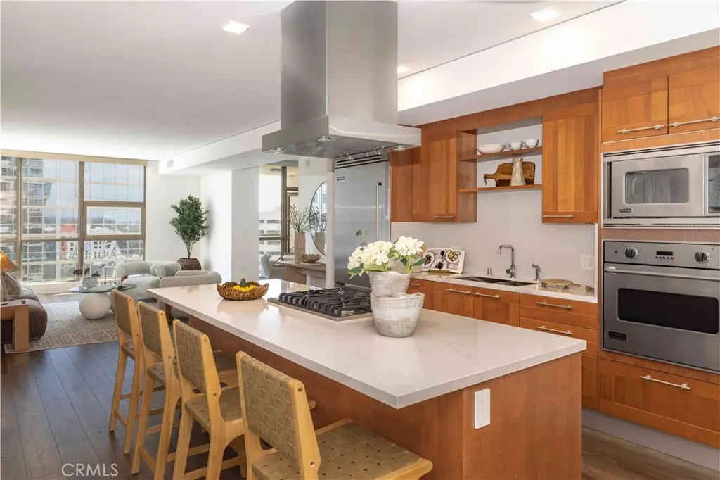 9 MacArthur Place 1404, Santa Ana, CA — listing photo 1