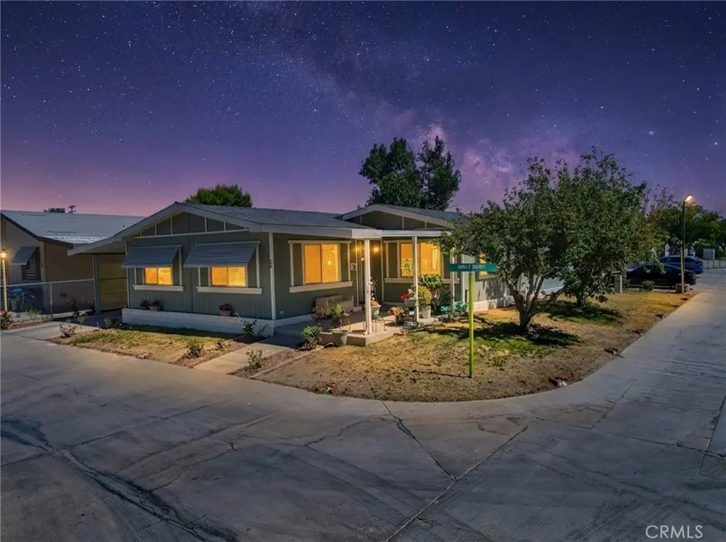 Manufactured In Park for sale at 45465 E 25th Street 26, Lancaster, CA featuring 3 beds and 2 baths