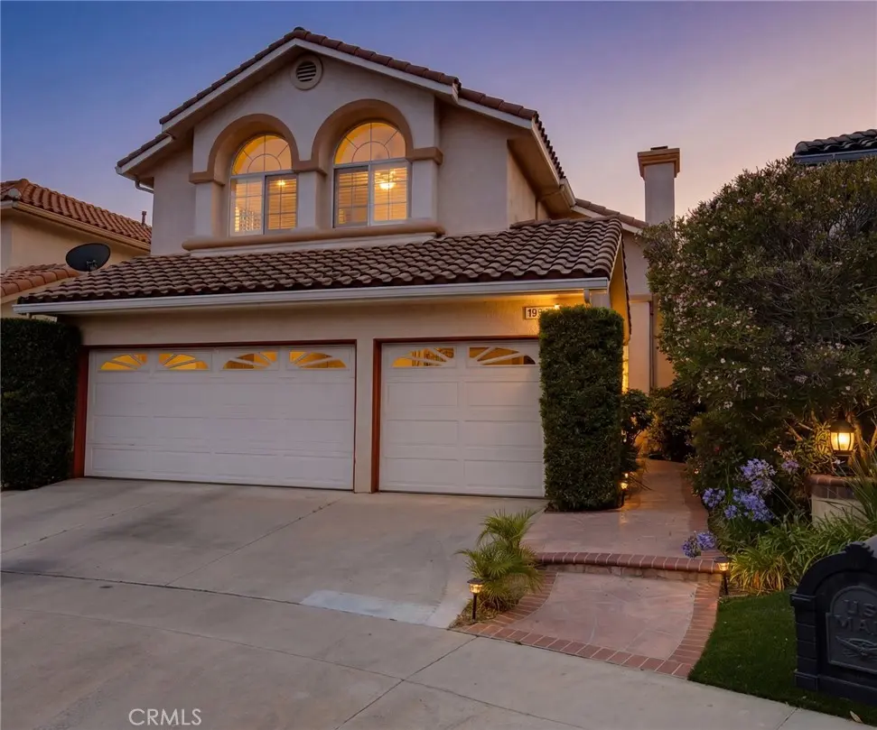 19784 Yosemite Circle, Porter Ranch, CA — listing photo 1