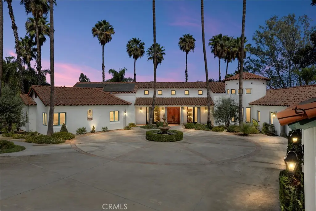 530 W Sunset, Redlands, CA — listing photo 1