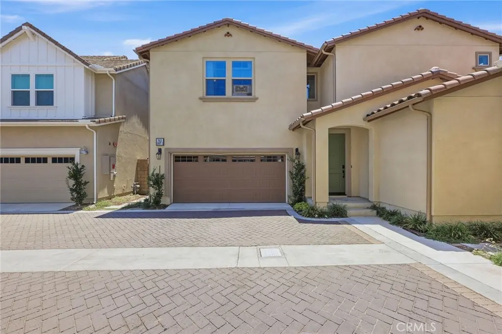 7022 Calla Lily 3, Fontana, CA — listing photo 1