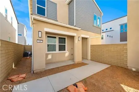Condominium for rent at 108 Tiffin, Irvine, CA featuring 3 beds and 3 baths
