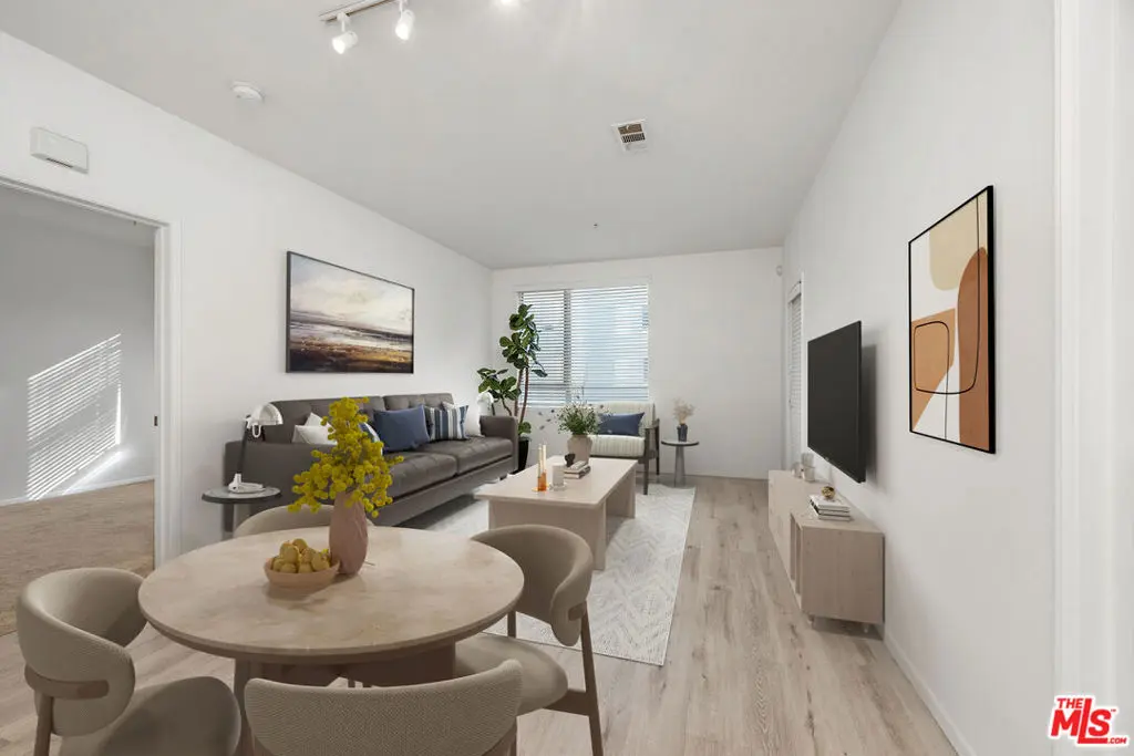 6400 Crescent Parkway 217, Playa Vista, CA — listing photo 1