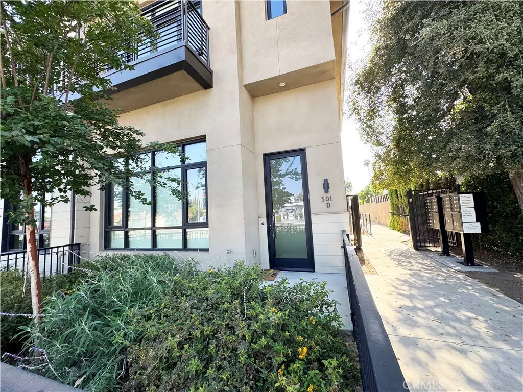 Condominium for rent at 501 N Santa Anita D, Arcadia, CA featuring 3 beds and 3 baths