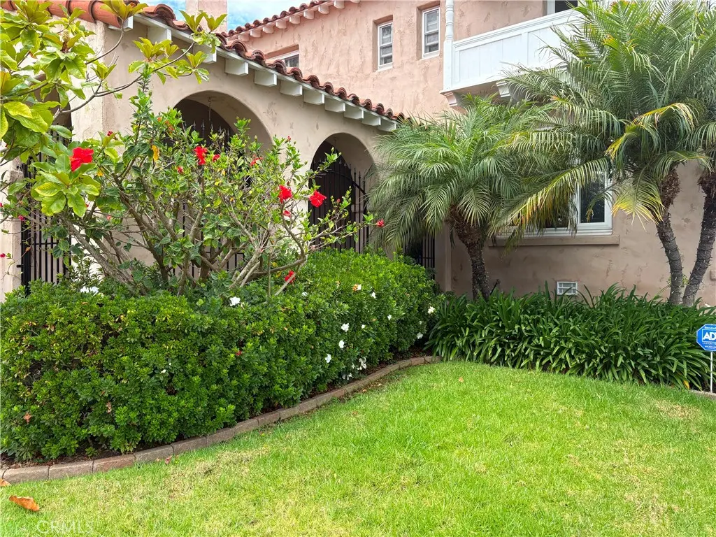 3647 Hyacinth, San Diego, CA — listing photo 1