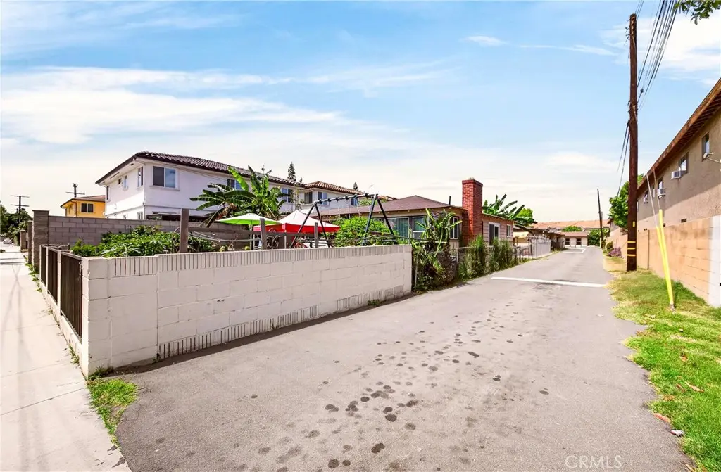 15013 Indiana, Paramount, CA — listing photo 1