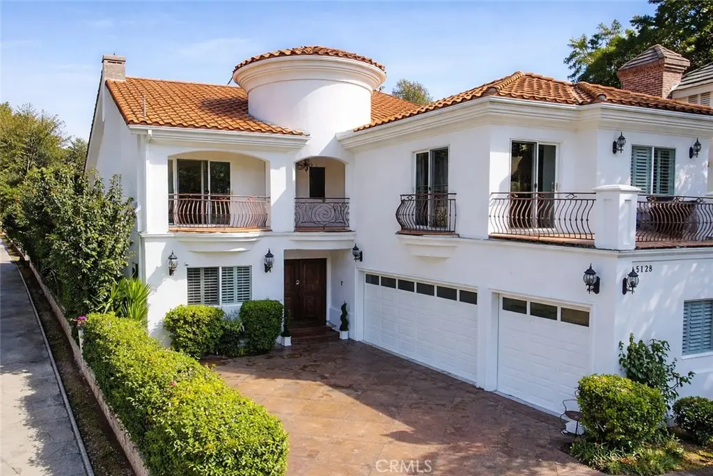 5128 Avenida Hacienda, Tarzana, CA — listing photo 1