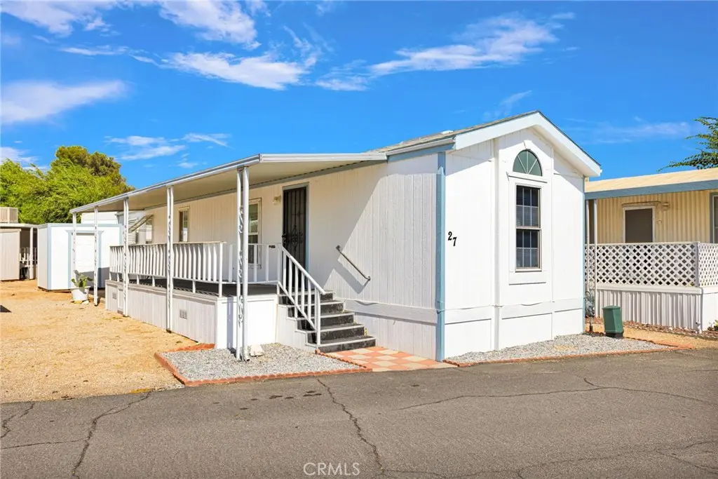 22601 Bear Valley 27, Apple Valley, CA — listing photo 1