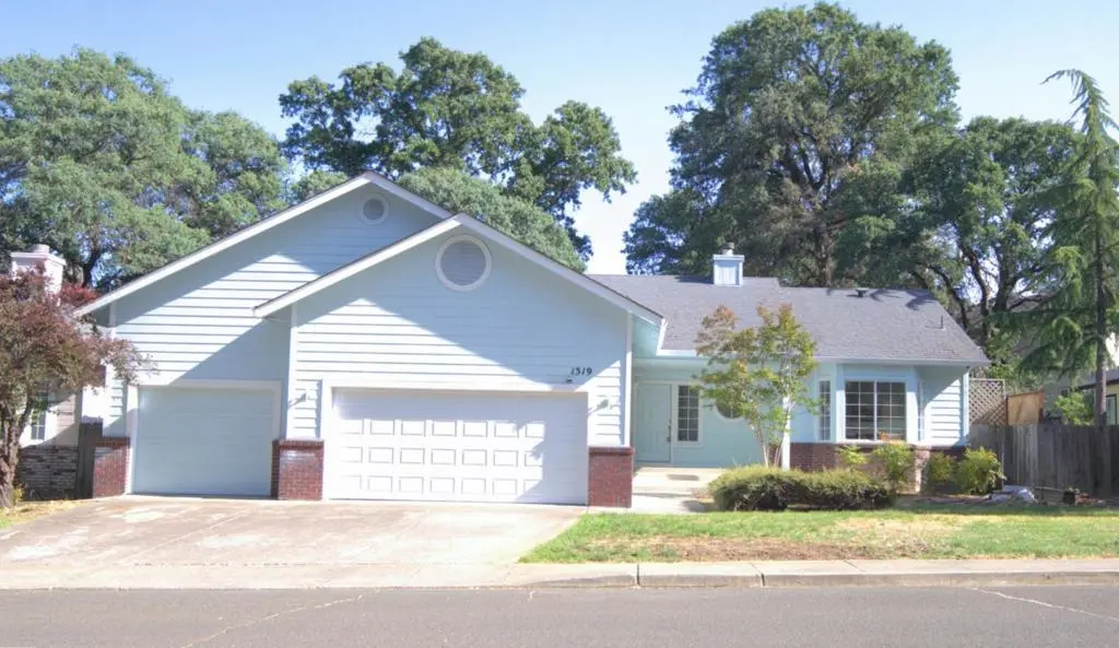 1319 20TH Street, Lakeport, CA — listing photo 1