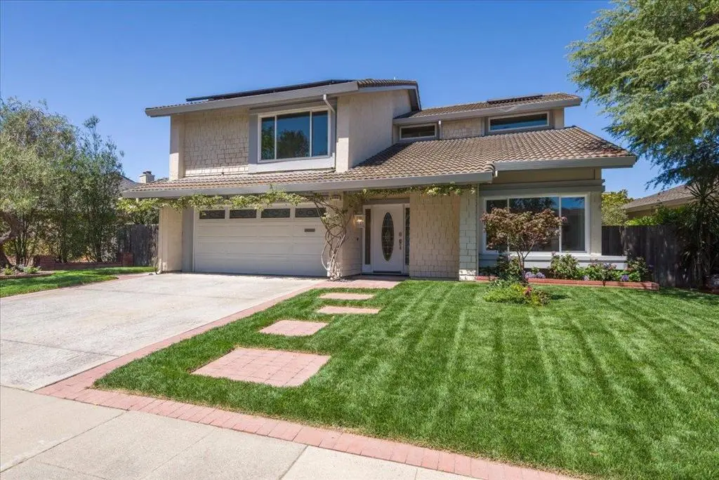1140 Halsey Boulevard, Foster City, CA — listing photo 1