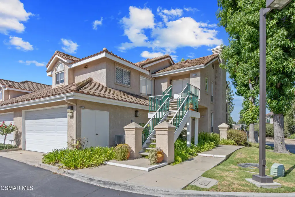 Condominium for sale at 275 Ridgeton Lane B, Simi Valley, CA featuring 3 beds and 2 baths