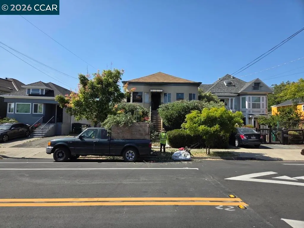 Quadruplex for sale at 1050 47Th St, Emeryville, CA