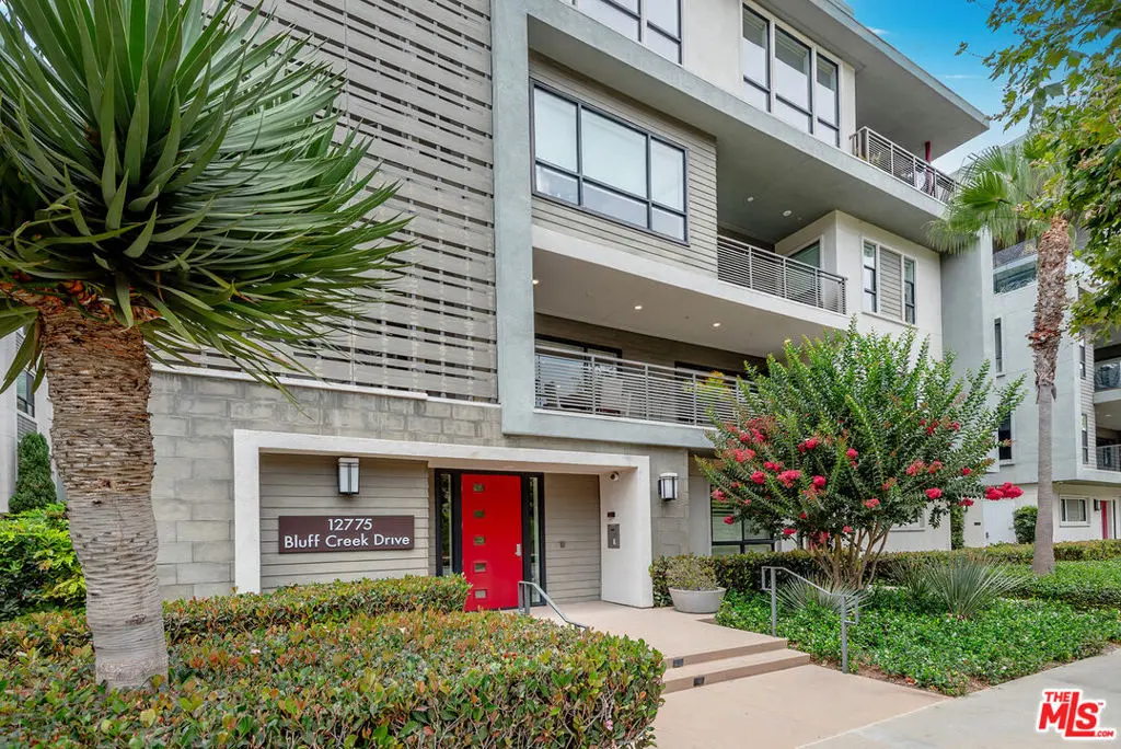 Residential Lease for rent at 12775 Bluff Creek Drive 1, Los Angeles, Los Angeles County, CA featuring 4 beds and 4 baths