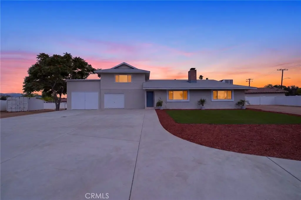Single Family Residence for sale at 34915 Orange, Wildomar, CA featuring 3 beds and 2 baths