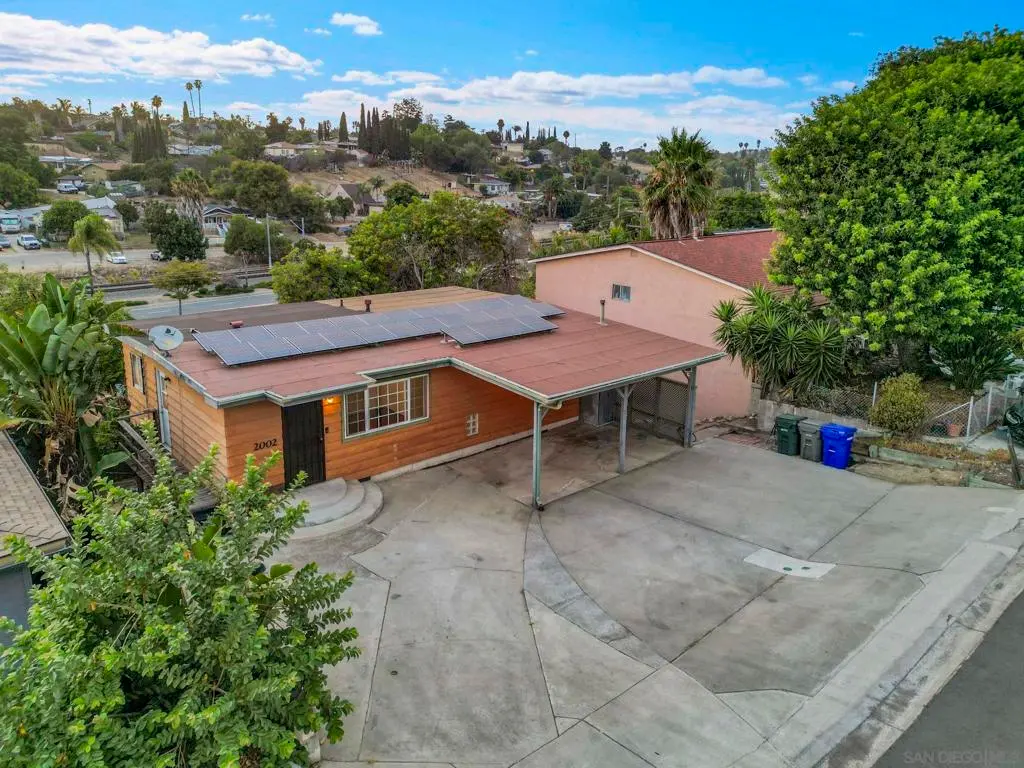 2002 Noble Street, Lemon Grove, CA — listing photo 1