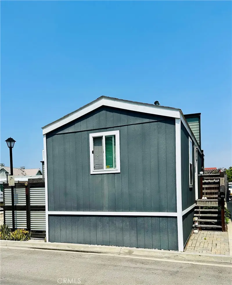 124 Cottonwood Lane, Seal Beach, CA — listing photo 1