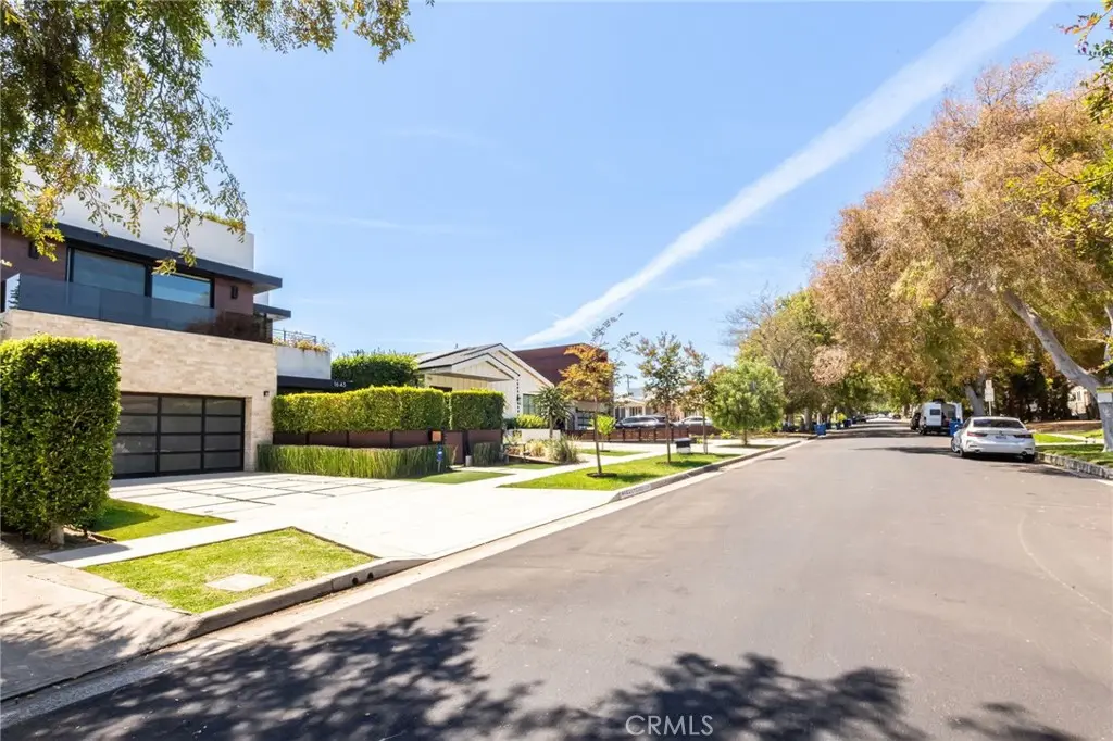 Residential Lease for rent at 1643 S Carmelina, Los Angeles, Los Angeles County, CA featuring 5 beds and 4 baths