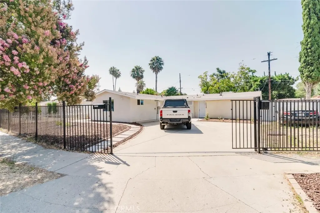 Residential Lease for rent at 15526 Donmetz Street, Los Angeles, Los Angeles County, CA featuring 1 bed and 1 bath