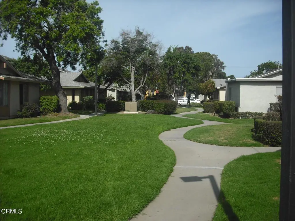 Condominium for rent at 1410 Friedrich Lane B, Oxnard, CA featuring 2 beds and 2 baths