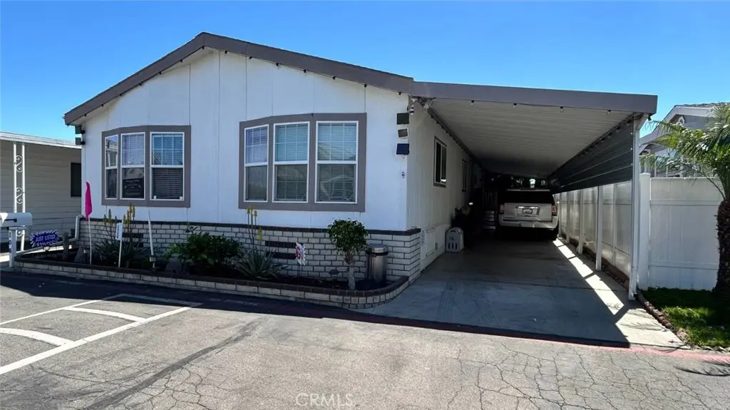 Manufactured In Park for sale at 108 Parrot Lane, Fountain Valley, CA featuring 4 beds and 2 baths
