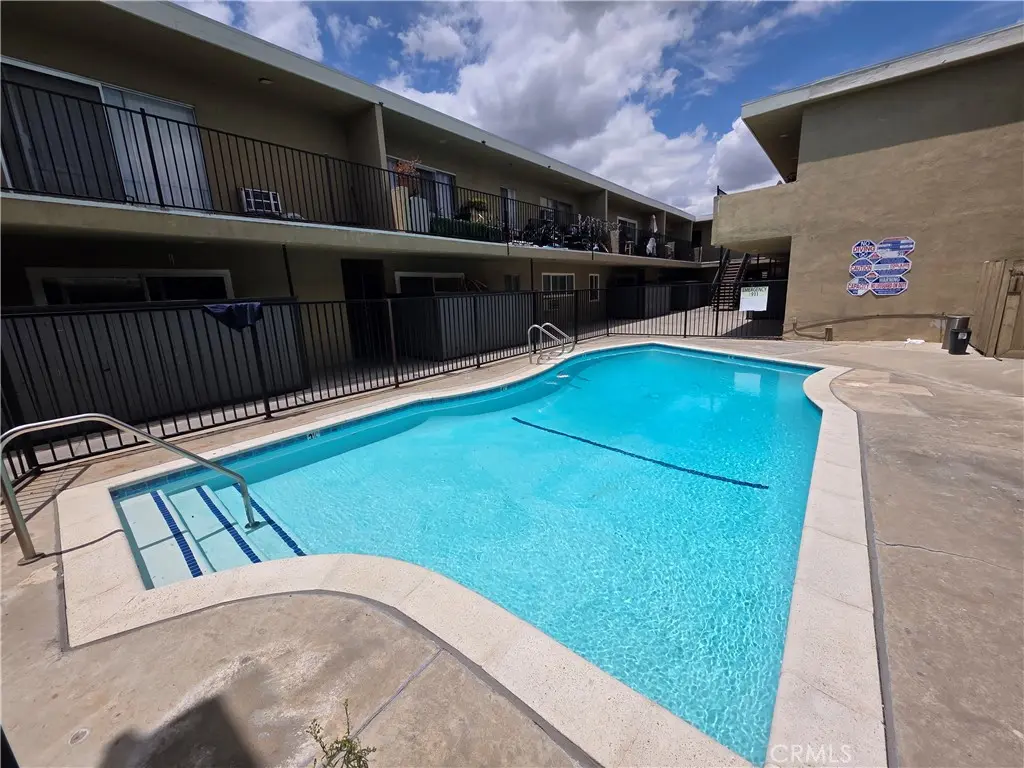 14609 Saticoy 24, Van Nuys, CA — listing photo 1