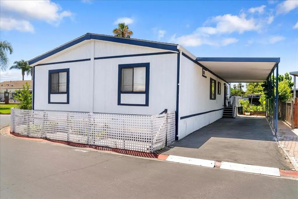 Manufactured In Park for sale at 2580 Senter Road 476, San Jose, CA featuring 3 beds and 2 baths