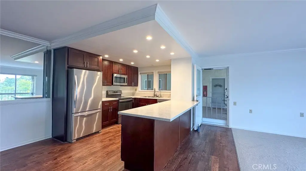 Residential Lease for rent at 2227 Via Puerta, Laguna Woods, Orange County, CA featuring 2 beds and 2 baths