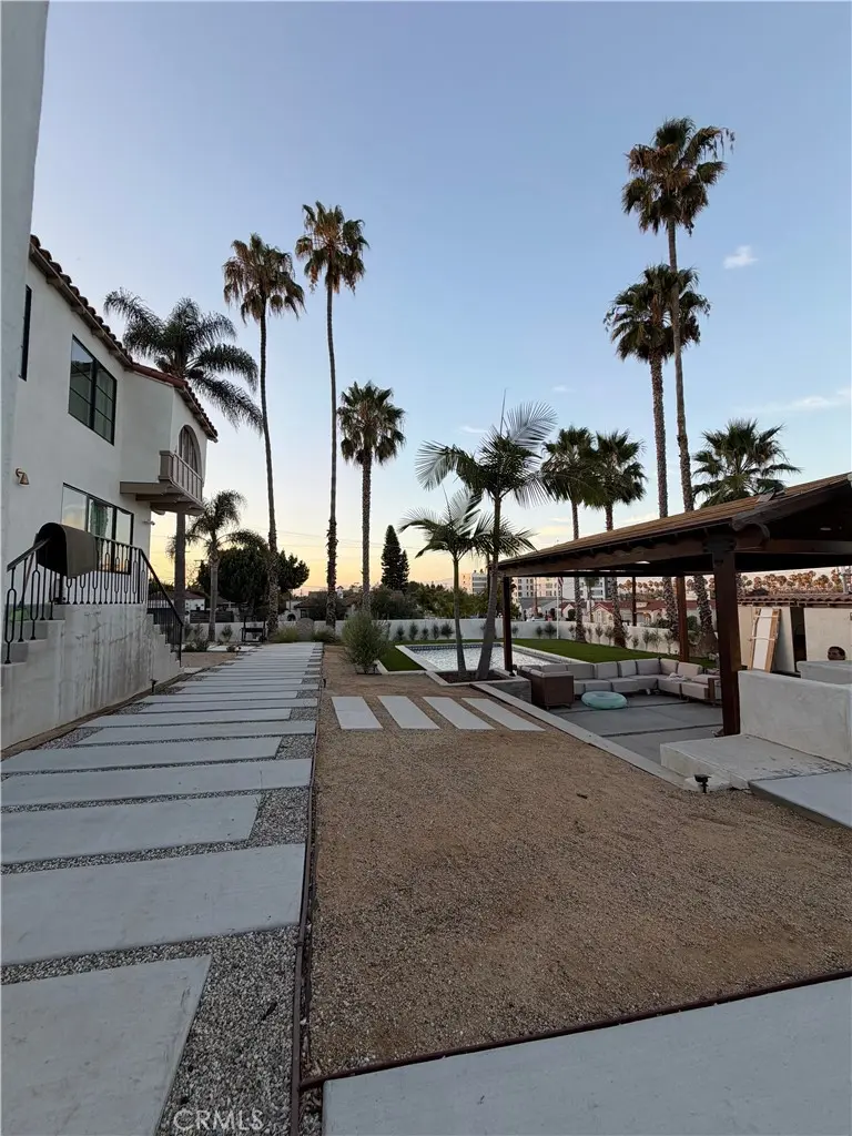3454 W 48th Street, Windsor Hills, CA — listing photo 1