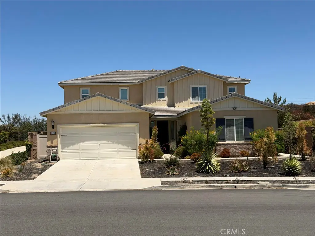 Single Family Residence for sale at 34762 Kingsnake, Murrieta, CA featuring 5 beds and 4 baths