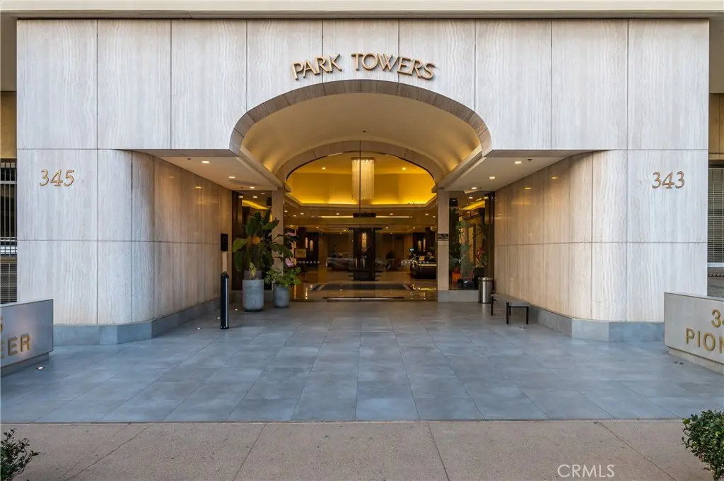 345 Pioneer Drive 905, Glendale, CA — listing photo 1