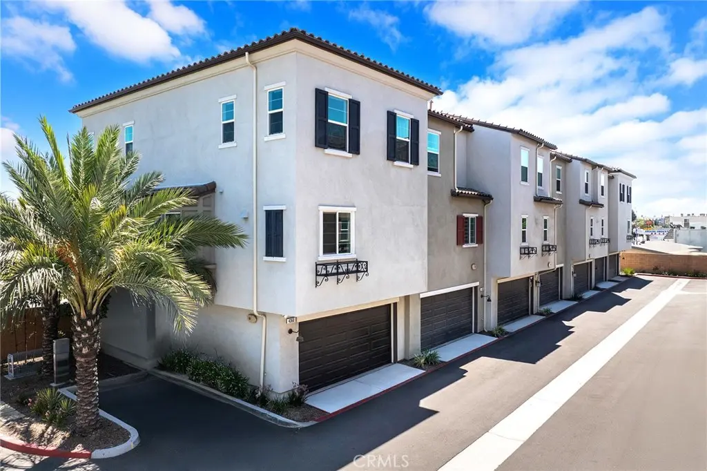 Condominium for sale at 4352 Alamo lane, Arcadia, CA featuring 4 beds and 4 baths