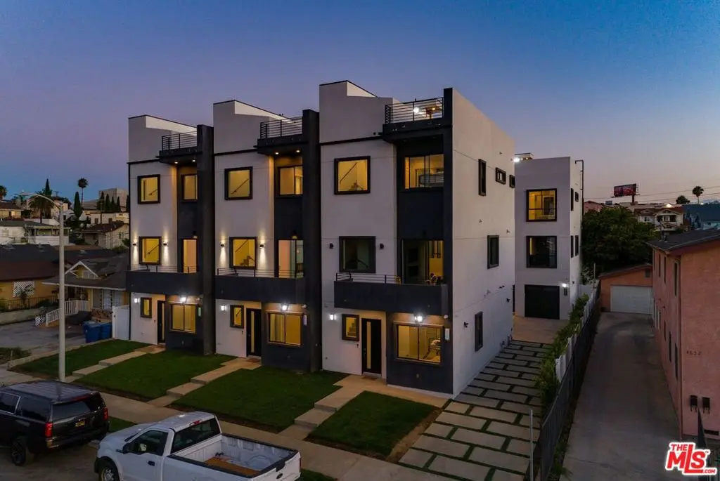Residential Lease for rent at 4826 1/2 Pickford Street, Los Angeles, Los Angeles County, CA featuring 4 beds and 3 baths