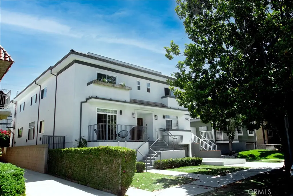 Residential Lease for rent at 3662 Clarington 3, Los Angeles, Los Angeles County, CA featuring 1 bed and 1 bath