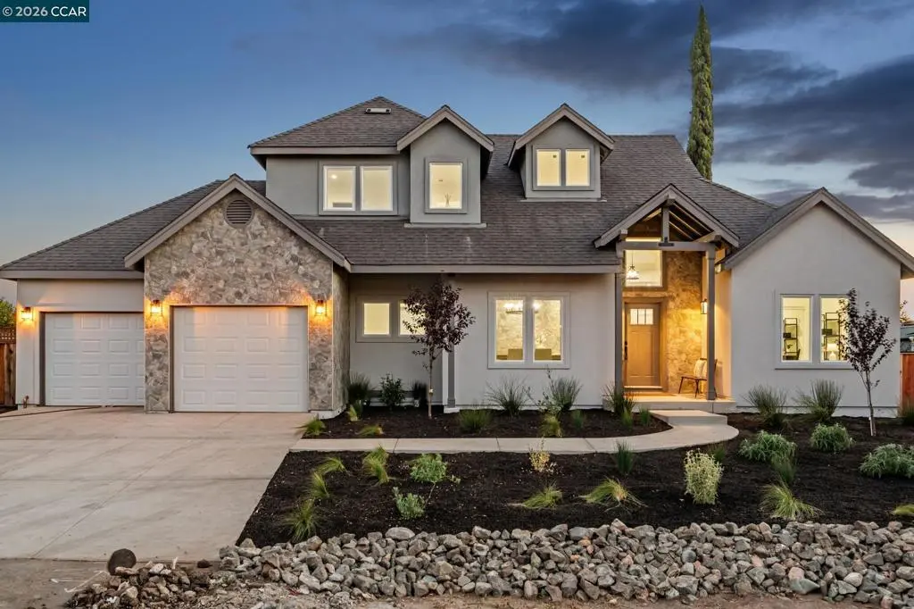 Single Family Residence for sale at 1713 Berrywood Dr, Concord, CA featuring 4 beds and 3 baths