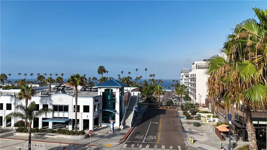 301 Mission Avenue 409, Oceanside, CA — listing photo 1