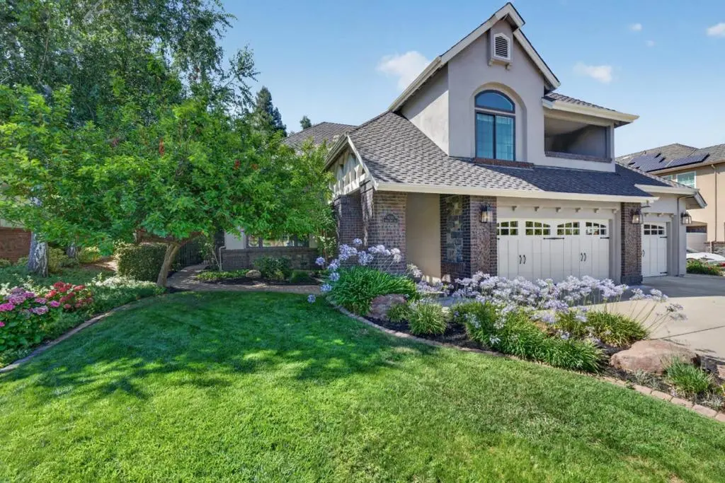 Single Family Residence for sale at 1035 Stonegate Court, Morgan Hill, CA featuring 5 beds and 3 baths