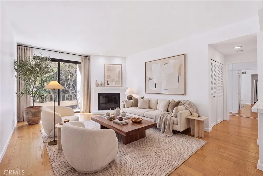 8675 Falmouth 221, Playa Del Rey, CA — listing photo 1