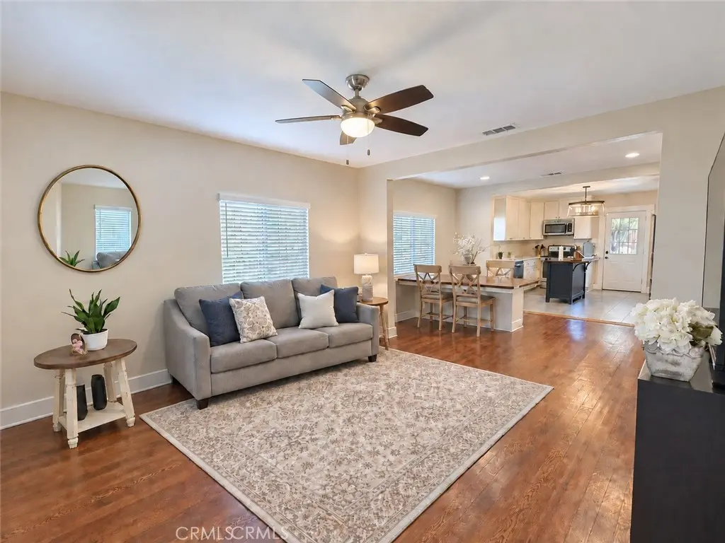 Single Family Residence for sale at 220 W Kendall, Corona, CA featuring 3 beds and 1 bath